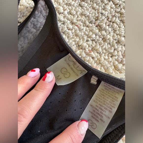 Calia by Carrie Underwood  Cross Back Keyhole Tank Black Size Medium - Picture 2 of 3